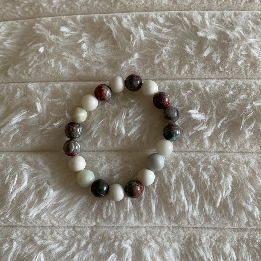 mixed property healing bracelet